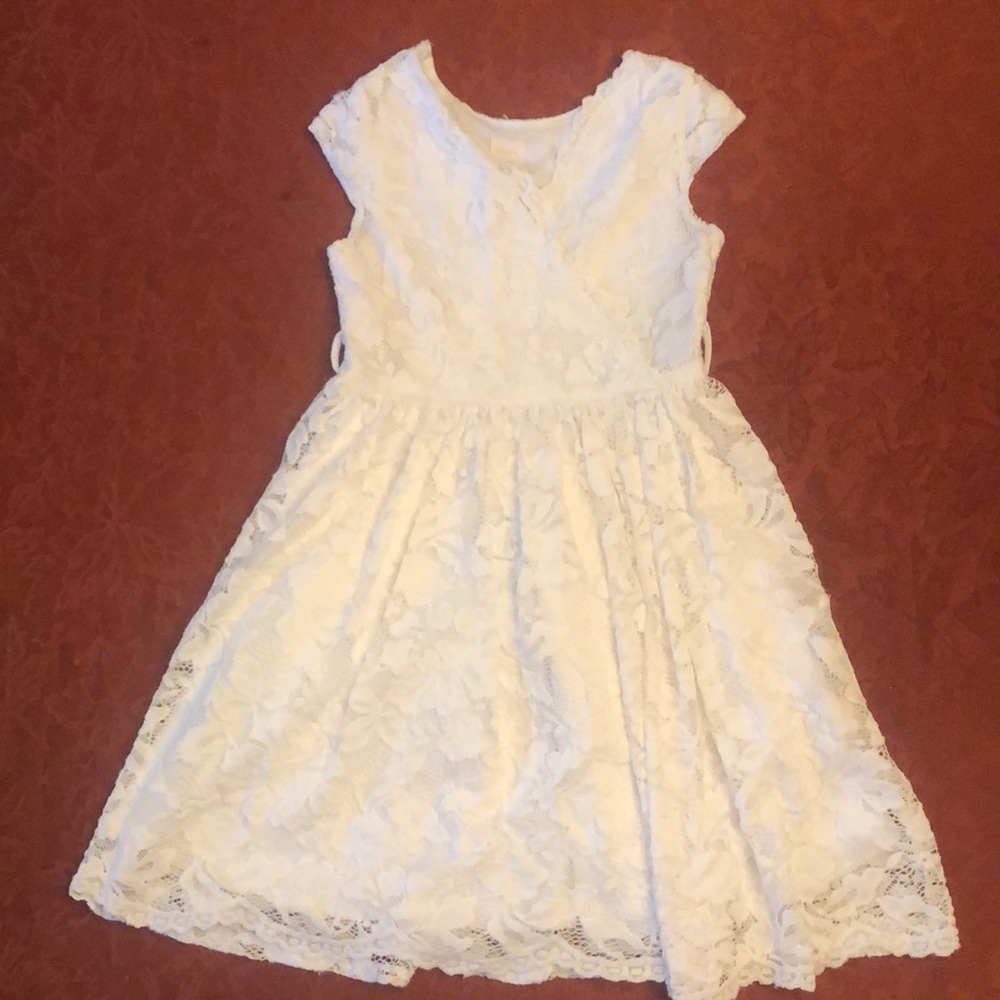 White lace dress